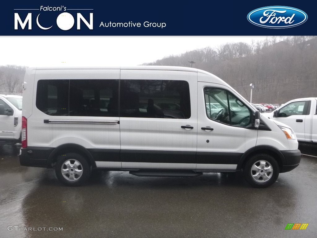 2019 Transit Passenger Wagon XLT 350 MR Long - Oxford White / Charcoal black photo #1