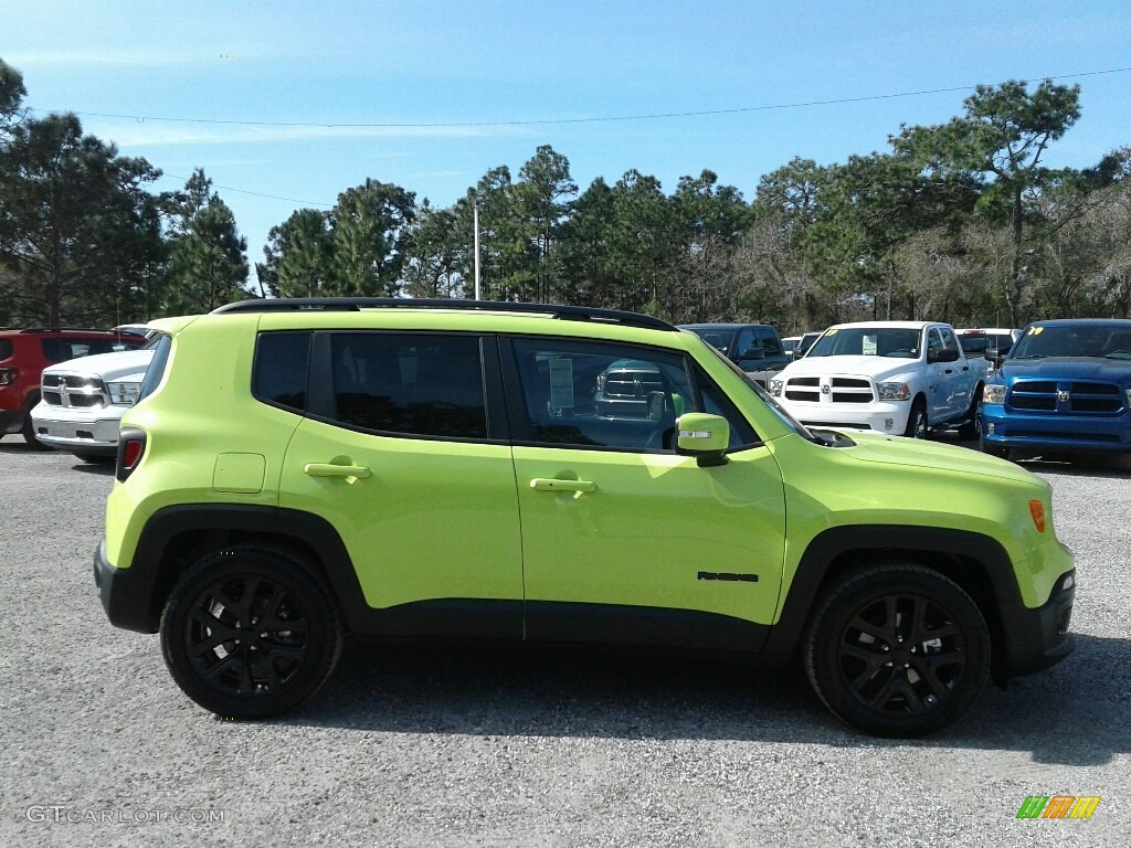 2018 Renegade Altitude - Hypergreen / Black photo #6