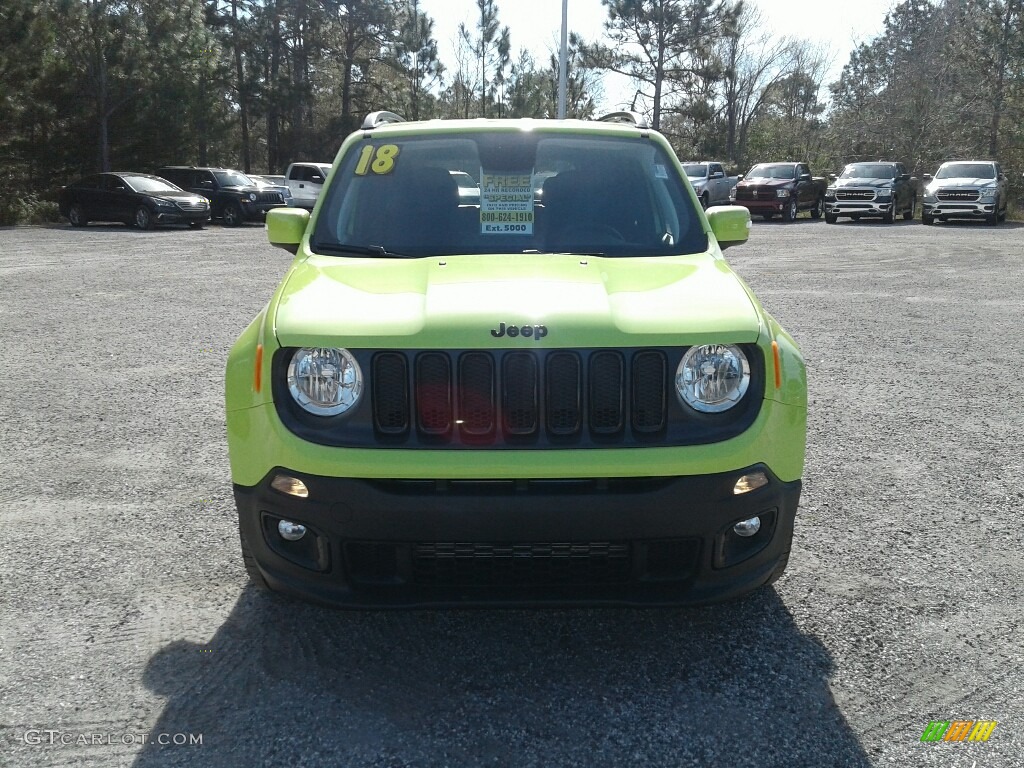 2018 Renegade Altitude - Hypergreen / Black photo #8