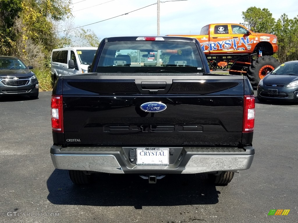 2019 F150 XL SuperCab - Agate Black / Earth Gray photo #4