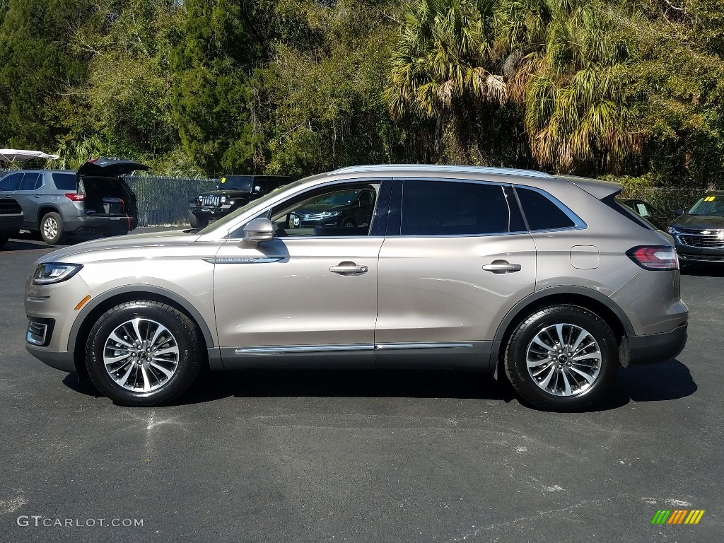 Iced Mocha 2019 Lincoln Nautilus Select Exterior Photo #131813746