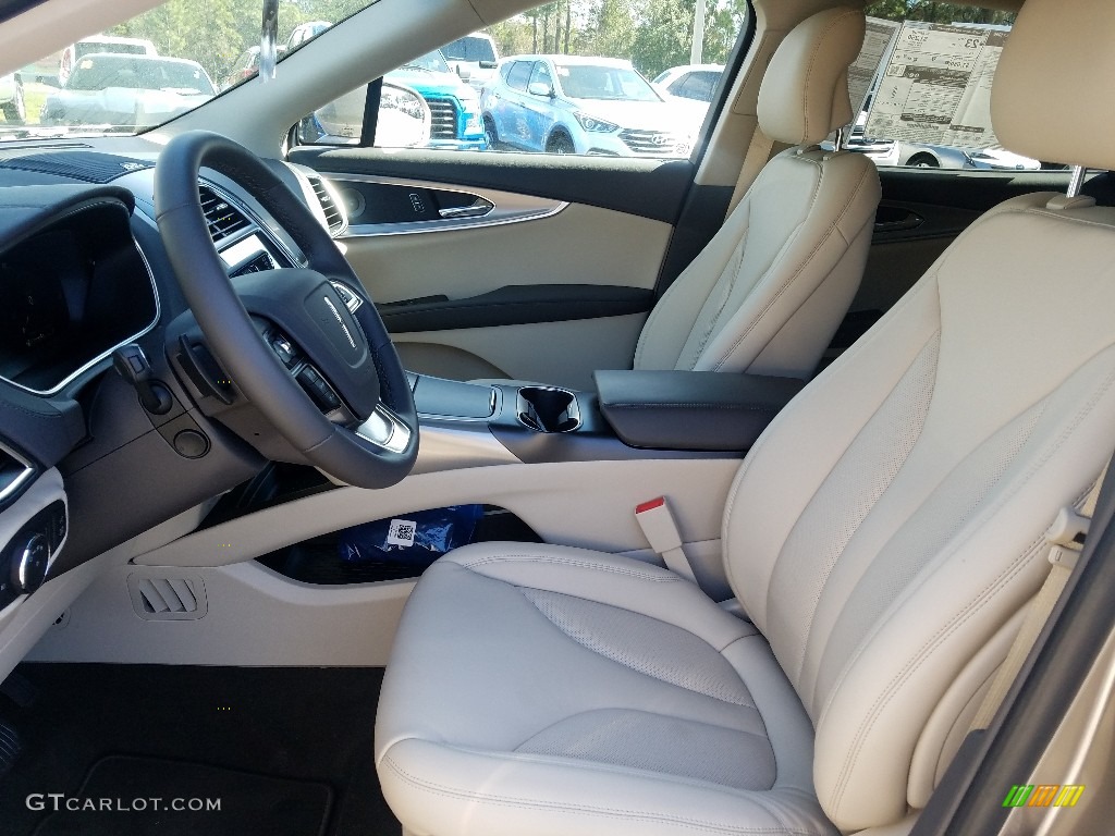 Cappuccino Interior 2019 Lincoln Nautilus Select Photo #131813923