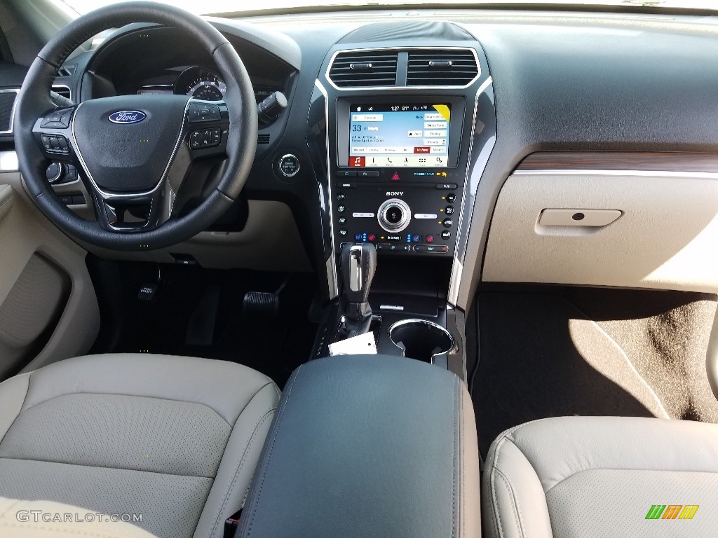 2019 Explorer Limited - White Platinum / Medium Stone photo #13