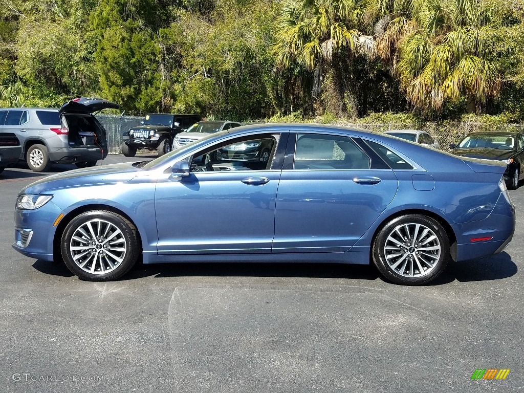 Blue Diamond 2019 Lincoln MKZ FWD Exterior Photo #131817445