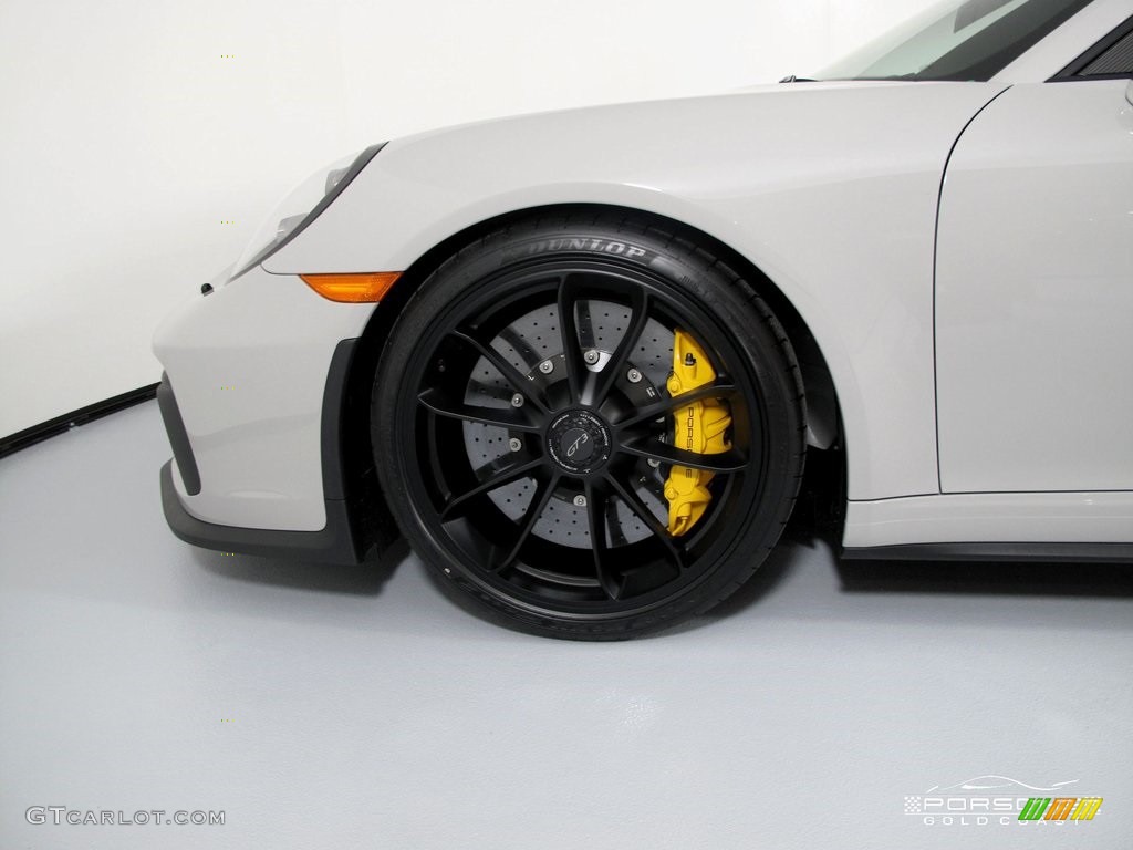 2019 911 GT3 - White / Black w/Alcantara photo #9