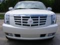 White Diamond - Escalade  Photo No. 3