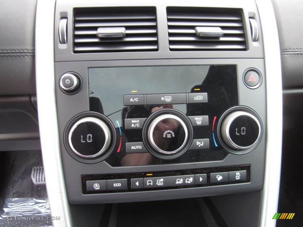 2019 Land Rover Discovery Sport HSE Controls Photos