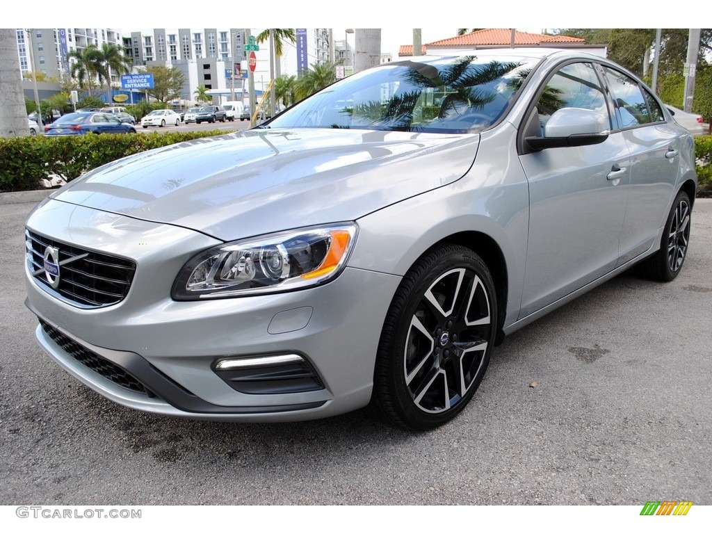 Electric Silver Metallic 2018 Volvo S60 T5 Dynamic Exterior Photo #131830773