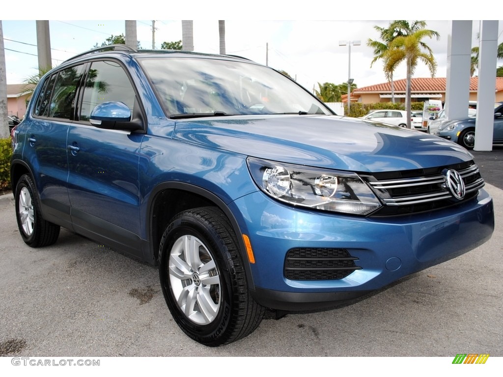 2017 Tiguan S - Pacific Blue Metallic / Charcoal photo #2