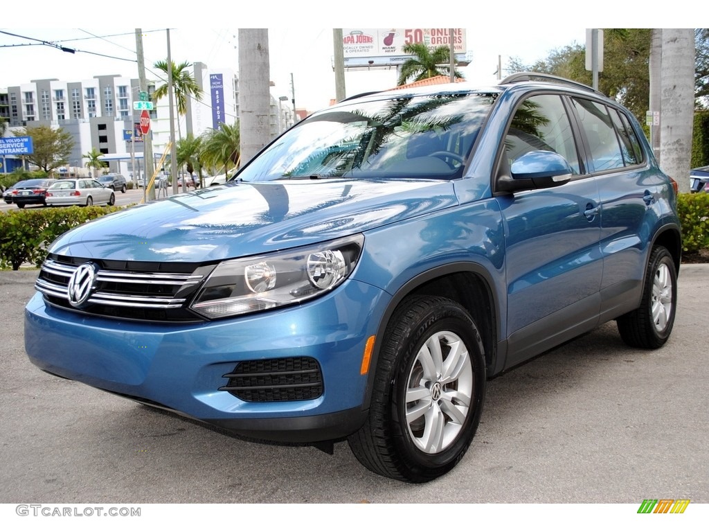 2017 Tiguan S - Pacific Blue Metallic / Charcoal photo #5