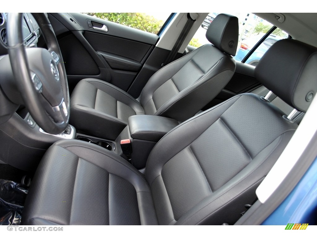 2017 Tiguan S - Pacific Blue Metallic / Charcoal photo #13