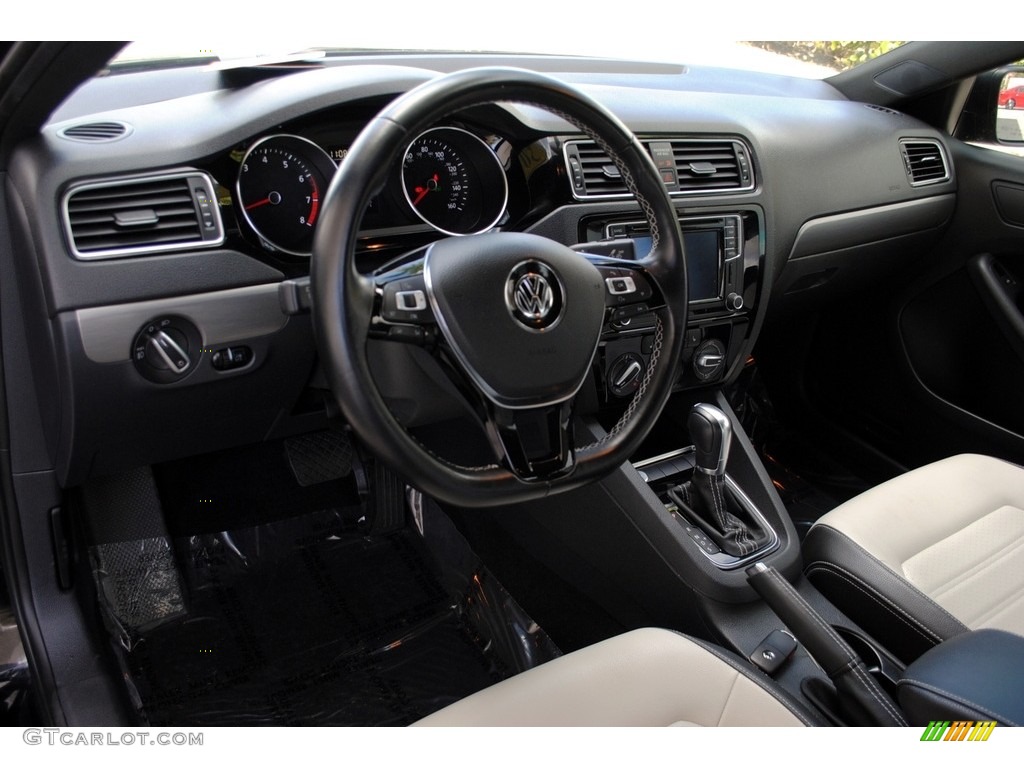 2016 Jetta Sport - Black / Black/Ceramique photo #15