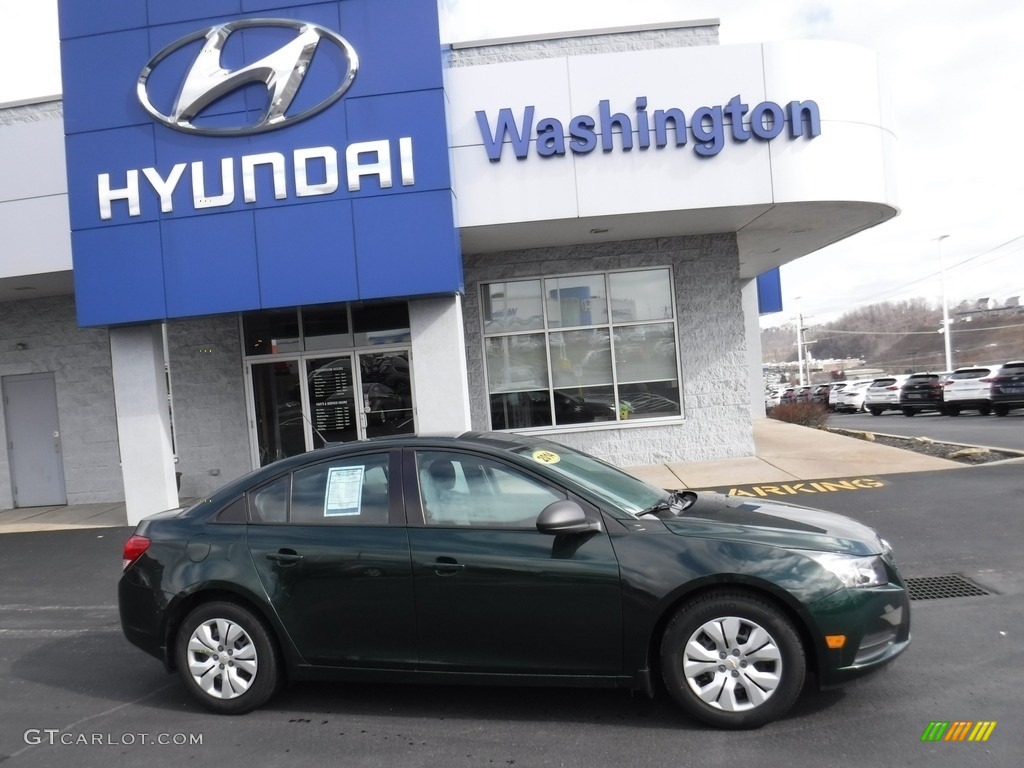 2014 Cruze LS - Rainforest Green Metallic / Jet Black/Medium Titanium photo #2