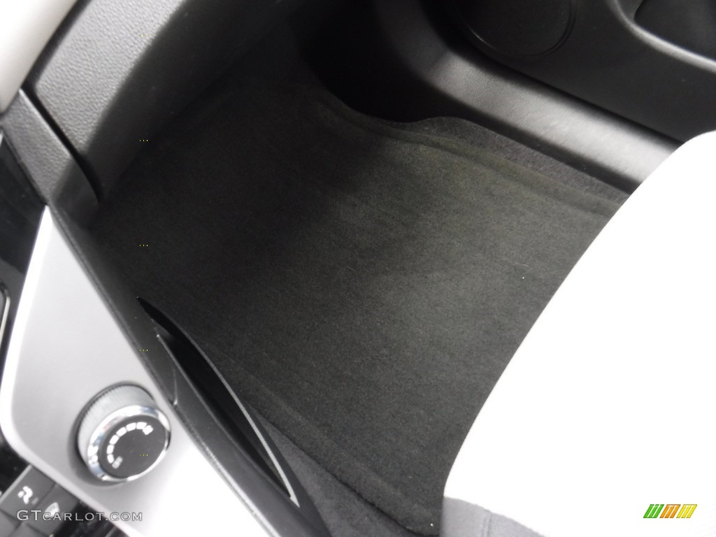 2014 Cruze LS - Rainforest Green Metallic / Jet Black/Medium Titanium photo #20