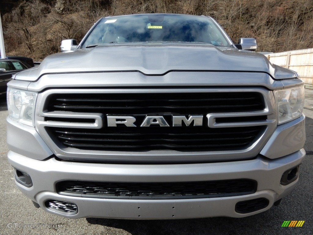 2019 1500 Big Horn Crew Cab 4x4 - Billett Silver Metallic / Black photo #8