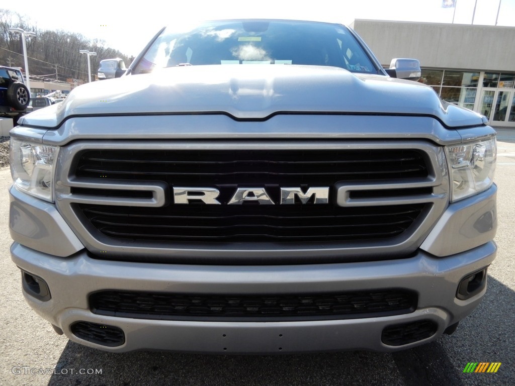 2019 1500 Big Horn Crew Cab 4x4 - Billett Silver Metallic / Black photo #8
