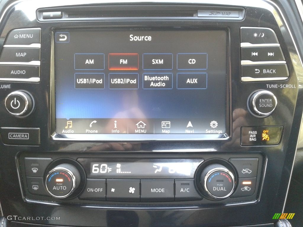 2018 Nissan Maxima SL Controls Photo #131844393