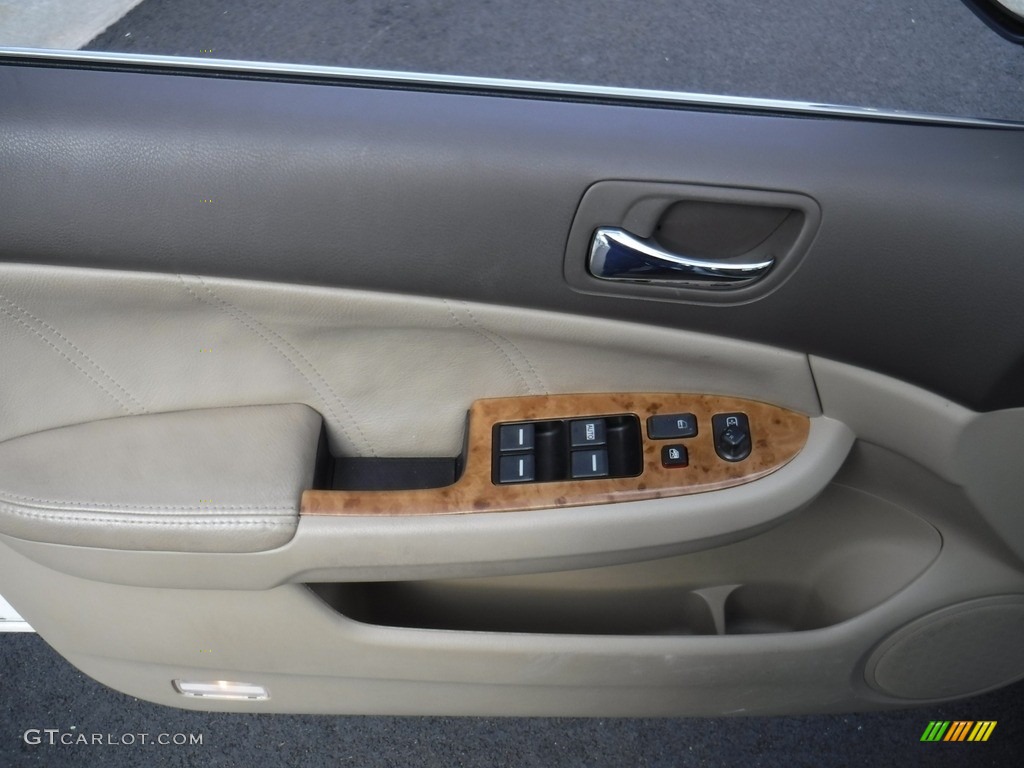 2003 Accord EX V6 Sedan - Taffeta White / Ivory photo #17