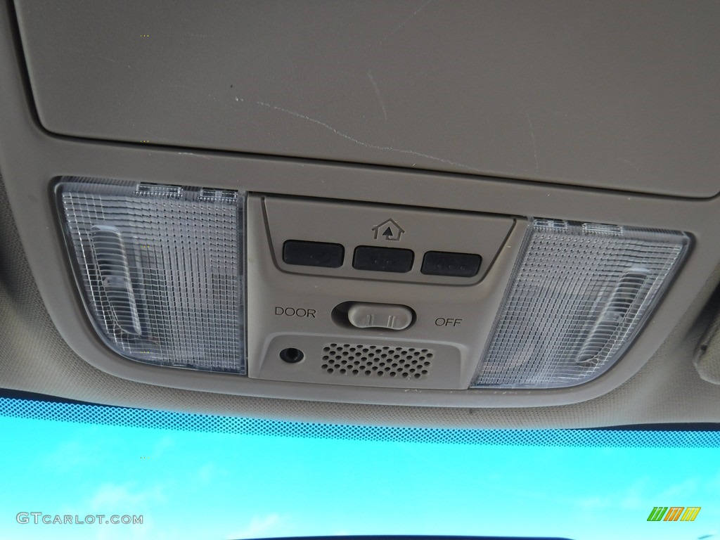 2003 Accord EX V6 Sedan - Taffeta White / Ivory photo #23