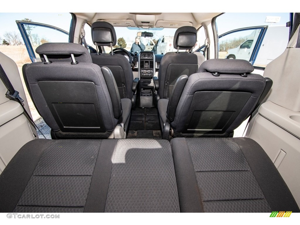 2010 Grand Caravan SXT - Deep Water Blue Pearl Coat / Medium Slate Gray/Light Shale photo #3