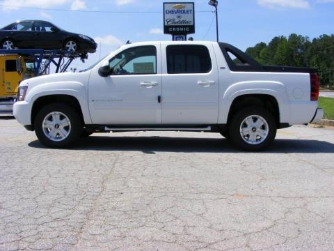 2009 Chevrolet Avalanche Z71 4x4 Data, Info and Specs