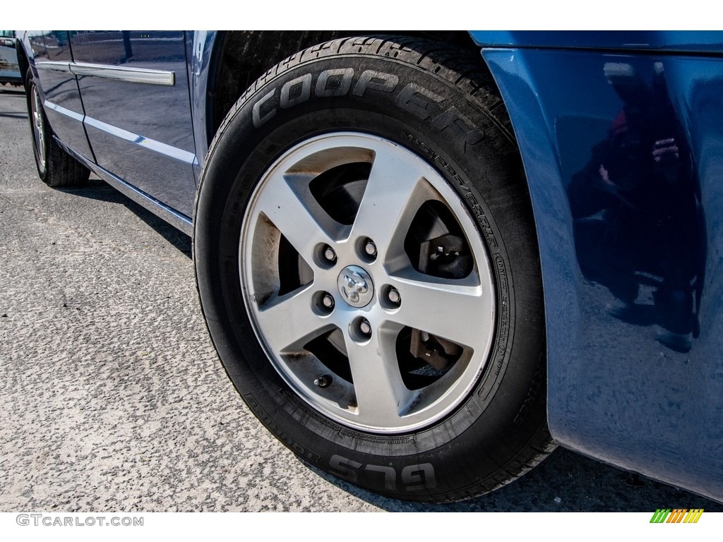 2010 Grand Caravan SXT - Deep Water Blue Pearl Coat / Medium Slate Gray/Light Shale photo #22