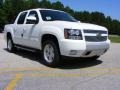 2009 Summit White Chevrolet Avalanche Z71 4x4  photo #4