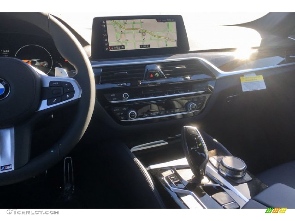 2019 5 Series 540i Sedan - Alpine White / Night Blue photo #6