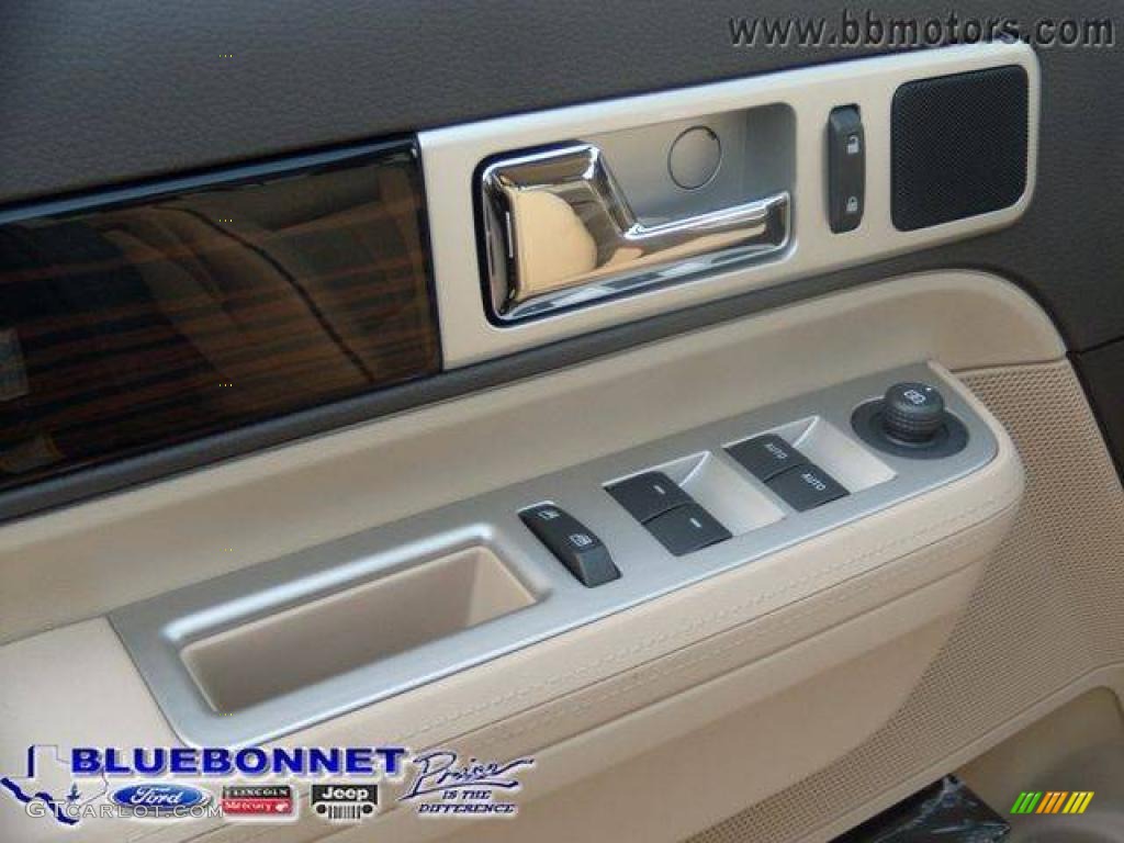 2009 MKX  - Black / Camel photo #21