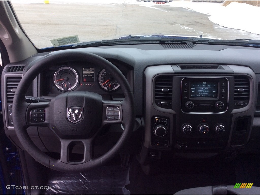 2019 1500 Classic Tradesman Crew Cab 4x4 - Blue Streak Pearl / Black/Diesel Gray photo #12