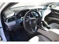 Super White - Camry SE Photo No. 9