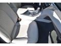 Super White - Camry SE Photo No. 17