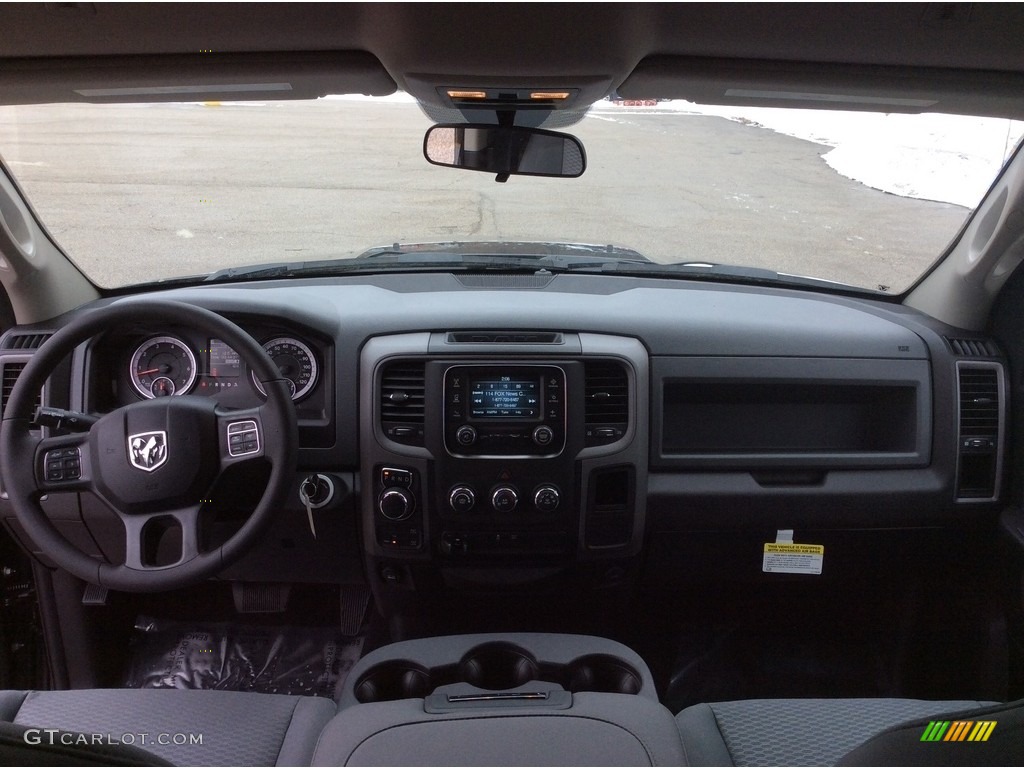 2019 1500 Classic Tradesman Crew Cab 4x4 - Brilliant Black Crystal Pearl / Black/Diesel Gray photo #11