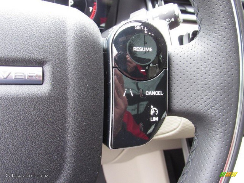 2019 Land Rover Range Rover Velar R-Dynamic SE Steering Wheel Photos
