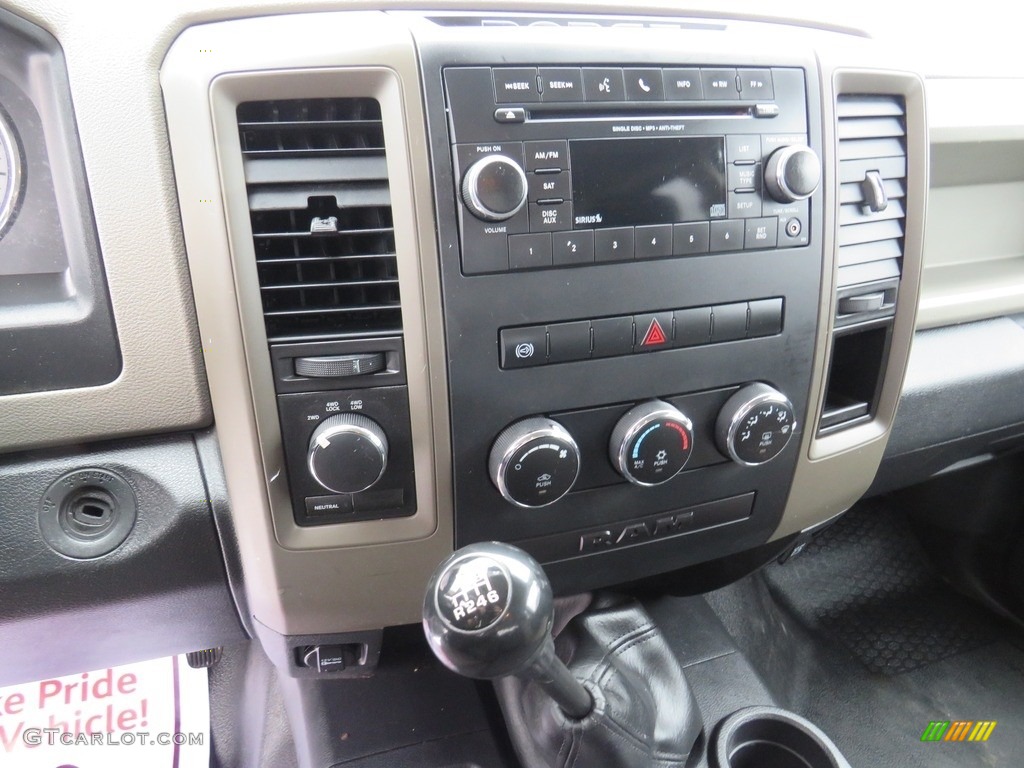 2012 Ram 3500 HD ST Crew Cab 4x4 Dually - Bright White / Dark Slate/Medium Graystone photo #34