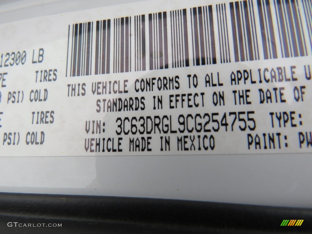2012 Ram 3500 HD ST Crew Cab 4x4 Dually - Bright White / Dark Slate/Medium Graystone photo #36