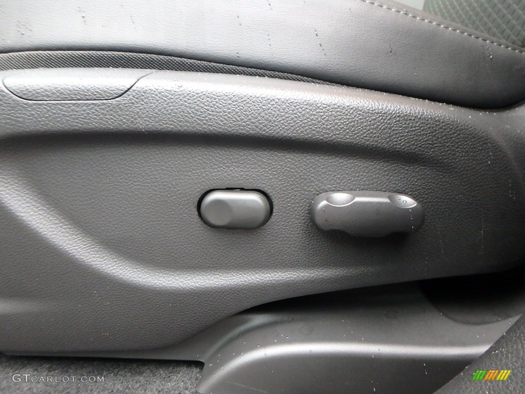 2019 Encore Preferred - Quicksilver Metallic / Ebony photo #15