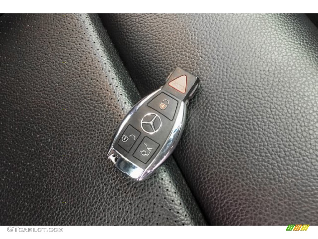 2016 E 350 4Matic Wagon - Indigo Blue Metallic / Black photo #11