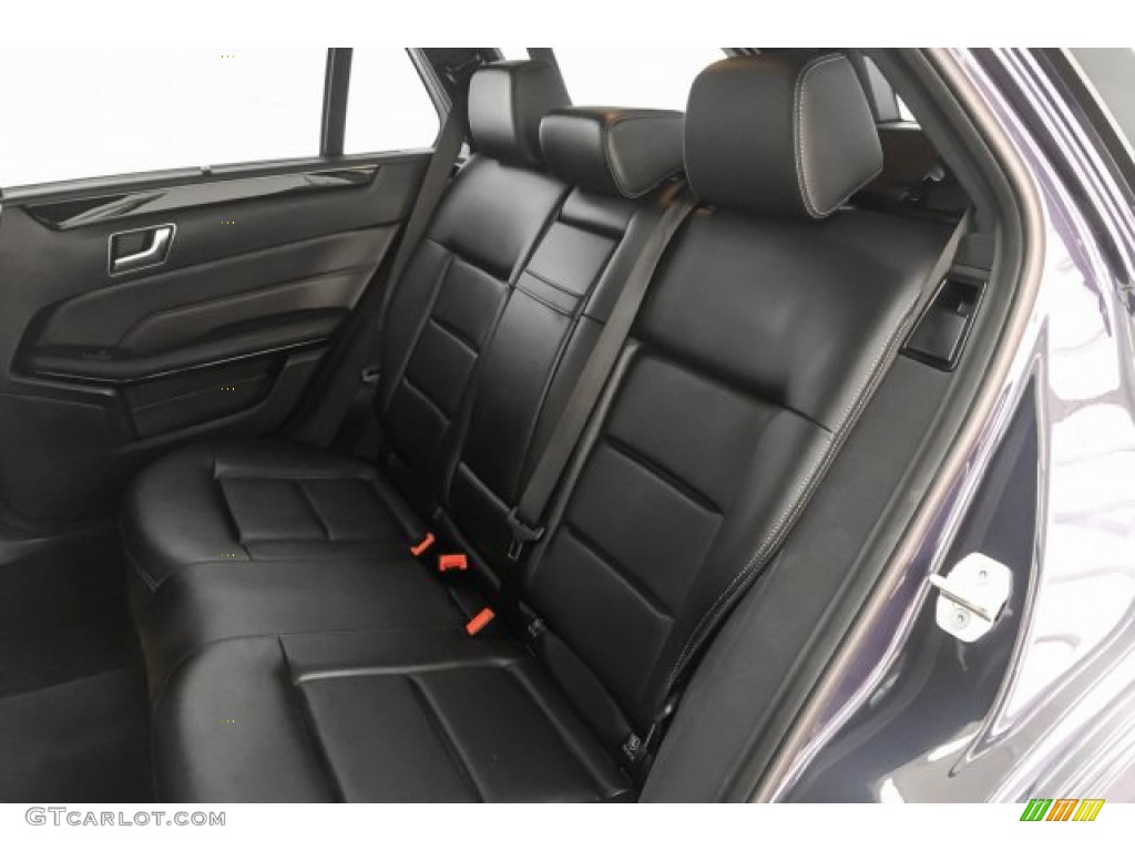 2016 E 350 4Matic Wagon - Indigo Blue Metallic / Black photo #17