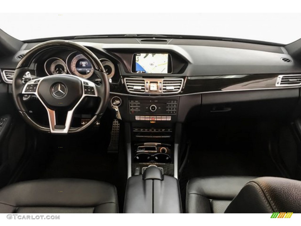 2016 E 350 4Matic Wagon - Indigo Blue Metallic / Black photo #18