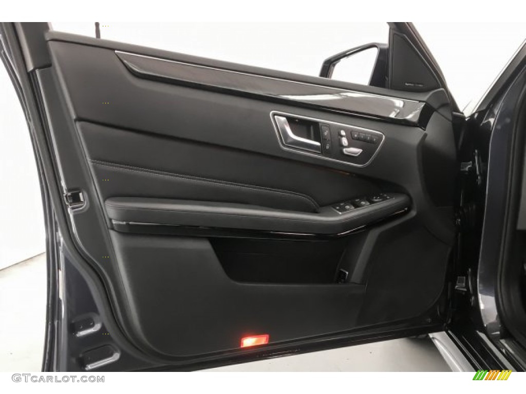 2016 E 350 4Matic Wagon - Indigo Blue Metallic / Black photo #26