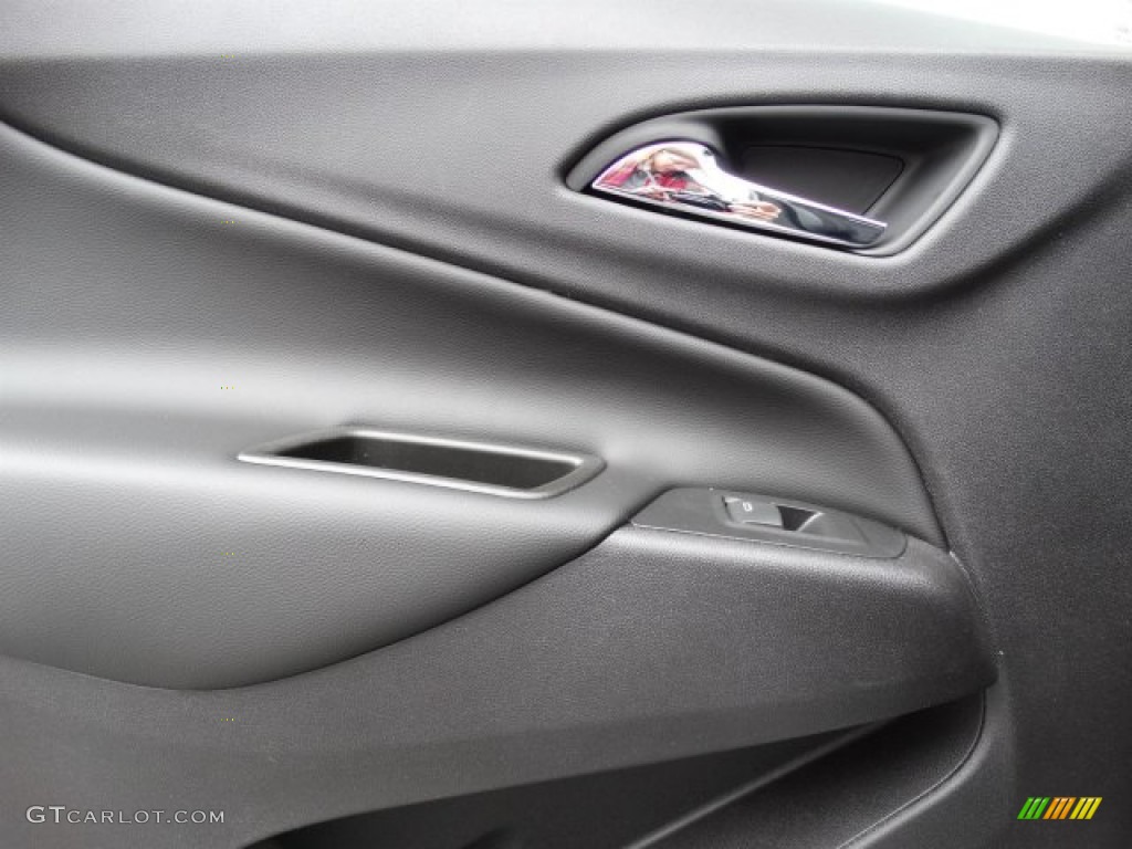 2019 Equinox LT - Summit White / Jet Black photo #19