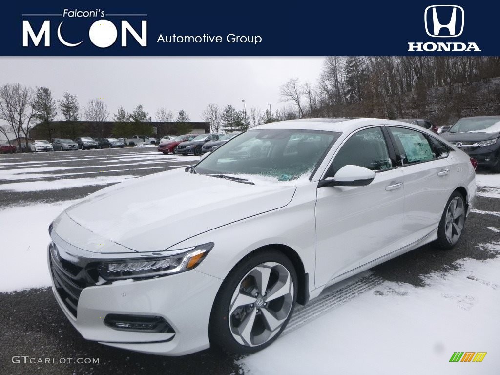 2019 Accord Touring Sedan - Platinum White Pearl / Black photo #1