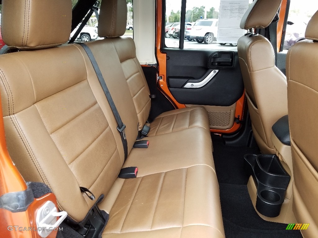 2011 Wrangler Unlimited Sahara 4x4 - Mango Tango Pearl / Black/Dark Saddle photo #11