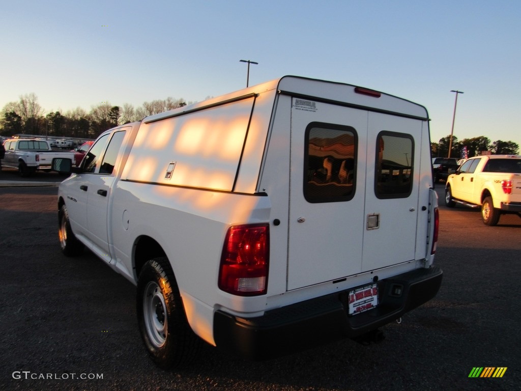 2012 Ram 1500 ST Quad Cab 4x4 - Bright White / Dark Slate Gray/Medium Graystone photo #3