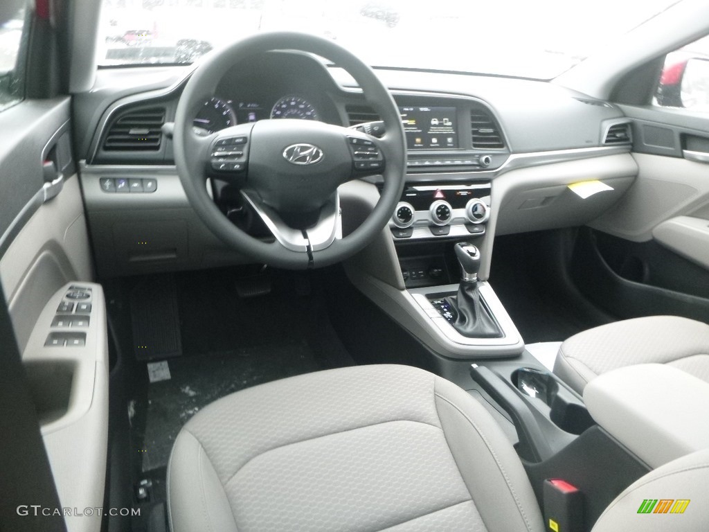2019 Elantra SEL - Scarlet Red / Gray photo #10