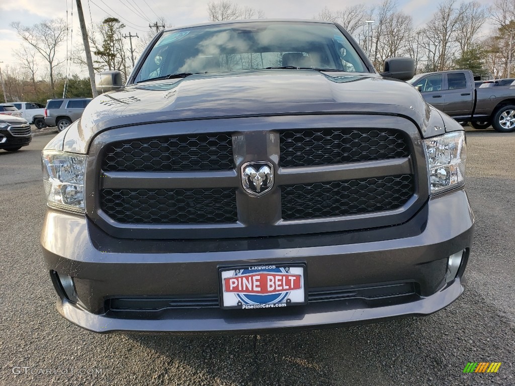 2019 1500 Classic Express Quad Cab 4x4 - Granite Crystal Metallic / Black photo #2