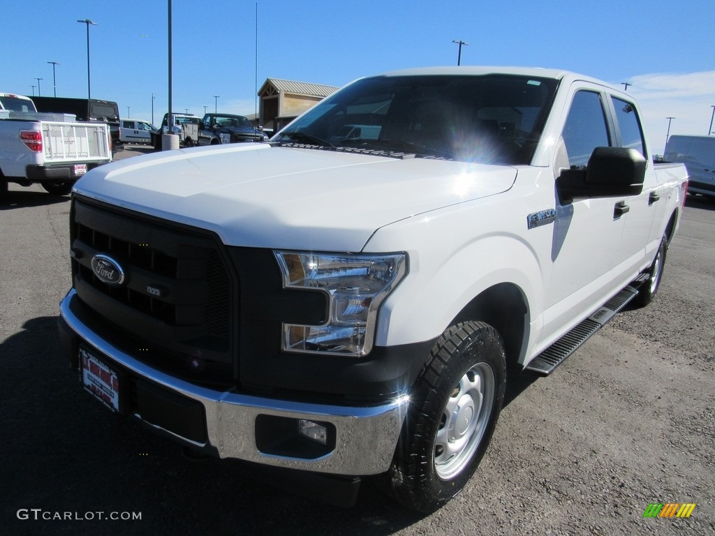 2017 F150 XL SuperCrew 4x4 - Oxford White / Earth Gray photo #1