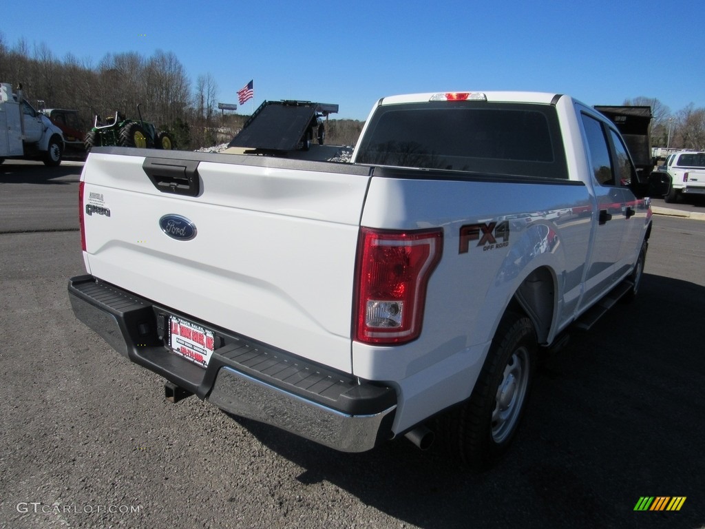 2017 F150 XL SuperCrew 4x4 - Oxford White / Earth Gray photo #5