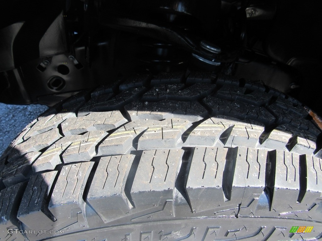 2017 F150 XL SuperCrew 4x4 - Oxford White / Earth Gray photo #50